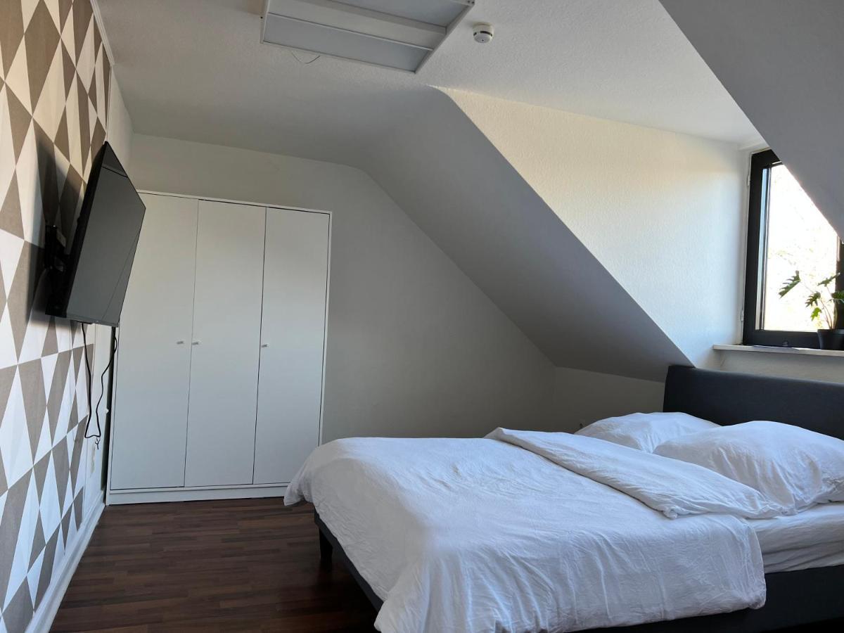 Moebliertes Wohnung Am Geroweiher Moenchengladbach מראה חיצוני תמונה